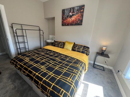 University Street, Room 7, All Bills Included, Belfast, BT7 1FZ - Photo 4