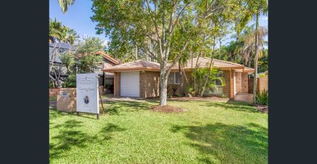 Light-Filled Family Home in a Sought-After Merrimac Location! - Photo 5