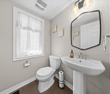 For Lease - 504 Broadleaf Street, Orleans - Cumberland and Area, On... - Photo 2