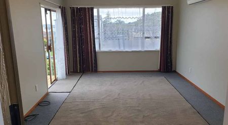 Full size 3 bedroom home (110 square metre house) - Photo 2