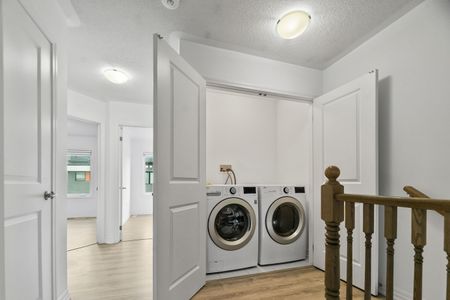 For Lease - 70 Huguenot Road, Oakville, Ontario - Photo 3