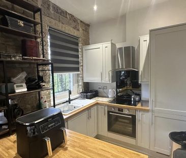 1 bedroom Flat To Let - Photo 6