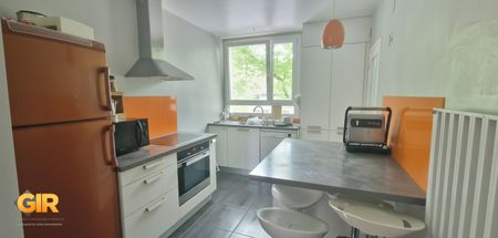 Location Maison 1 pièce 71m² RENNES 35000 - Photo 2
