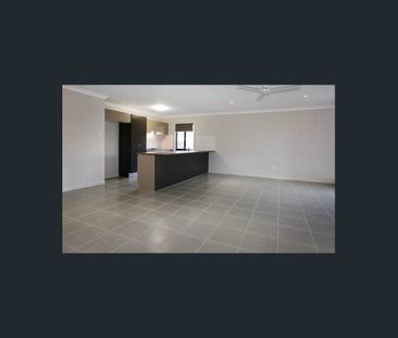 MODERN LIVING IN THIS CENTRAL HOME CLOSE TO ALL AMENITIES! - Photo 6