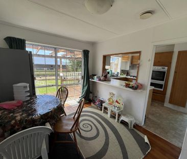 Charming 3-Bedroom Home in a Great Location - Photo 3