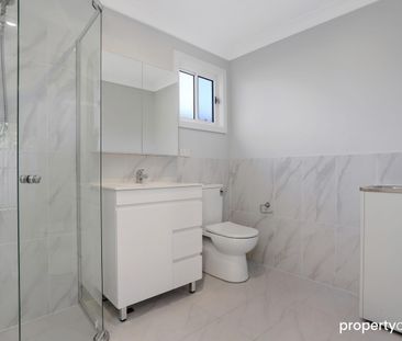 Cozy & Bright Home for Rent in a Quiet Neighborhood - Photo 4