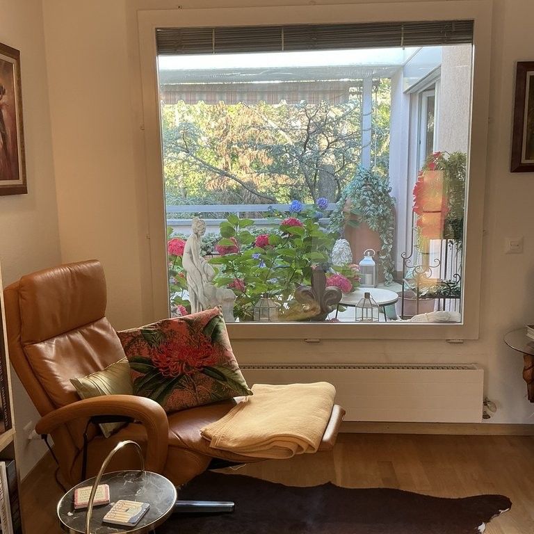 Grosszügige 2.5-ZWG am Zürichberg - Foto 1