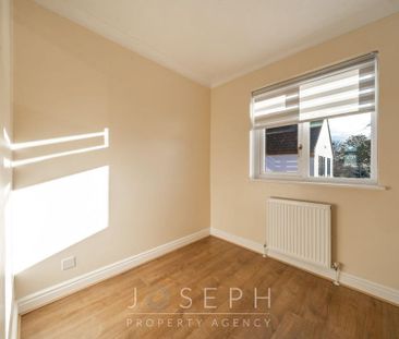 3 bedroom detached house to rent - Photo 3