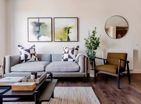 One Bedroom - Photo 2