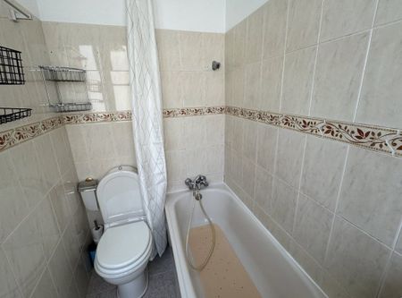 Rua da Esperança, Lisbon, Lisbon 1200-109 - Photo 4