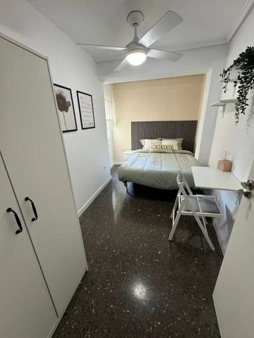 Carrer Valencia, Port Saplaya, Valencian Community 46120 - Photo 4