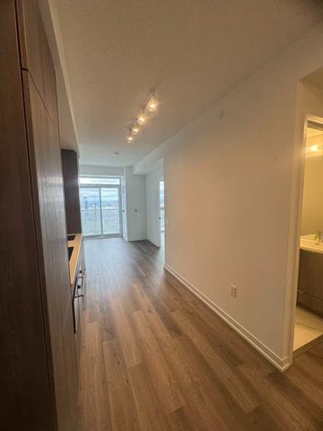 For Lease - 8 Interchange Way Unit# 4307, Vaughan, Ontario - Photo 2