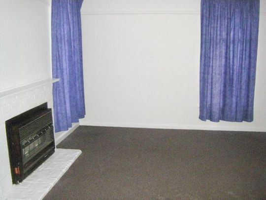 Two-bedroom home - Photo 1