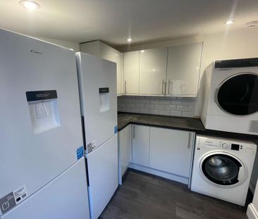 7 bedroom house share to rent - Photo 2