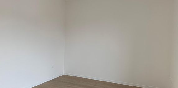 Location Appartement 2 pièces 43m² LILLE 59000 - Photo 2