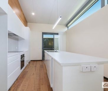 Bespoke Residence Offering Privacy, Security and Effortless Living - Photo 4