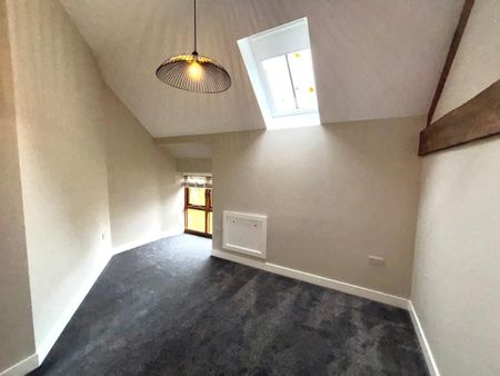 2 bedroom end of terrace house to rent - Photo 3