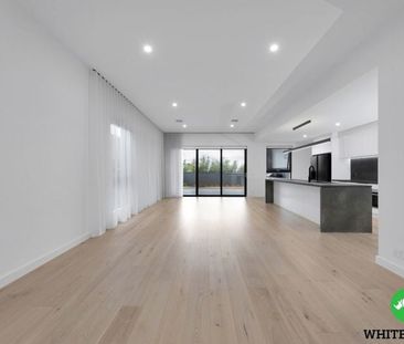 26 Charlow Street, Googong - Photo 2