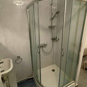 Beau F1 bis meublé - Fac droit/lettres - Photo 3