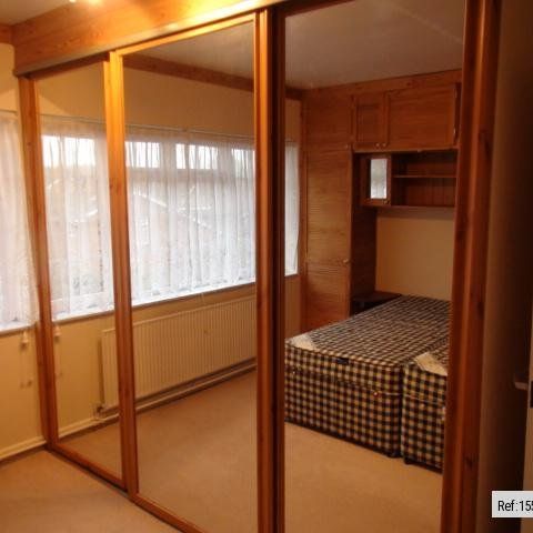 3 bed Semi-detached in The Furlongs , INGATESTONE, CM4 0AH - Photo 1
