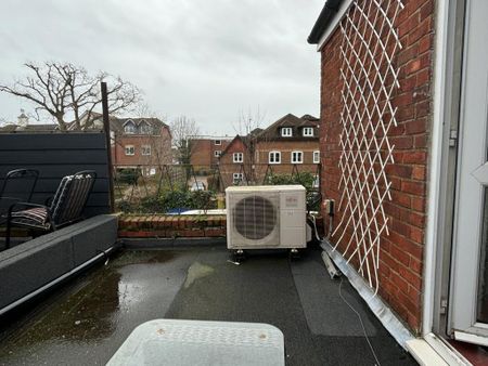 2 bedroom flat to rent - Photo 5