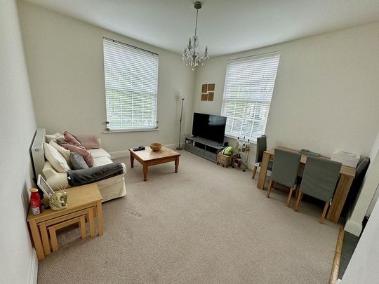 2 bedroom apartment to rent - Photo 1