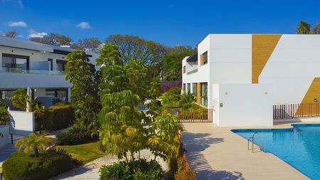 Alquiler de chalet adosado en Calle Alcaucín, 15 - Photo 5