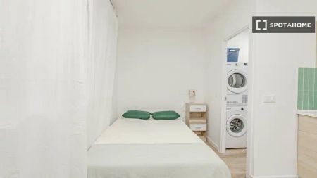 Piso de alquiler en Pinar del Rey - Photo 3