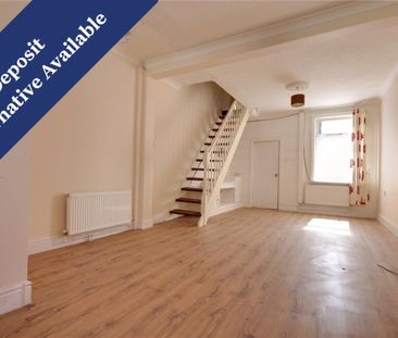 2 bed terraced house to rent in Aire Street, Middlesbrough, TS1 - Photo 2