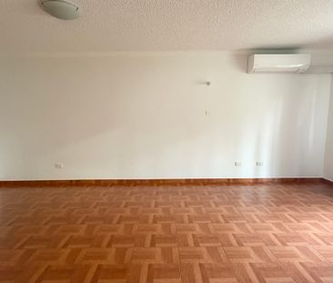 Neat & Comfortable Unit in a Convenient Canley Vale Location - Photo 2