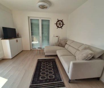 Pronájem moderního 2+kk s balkonem, terasou a parkovacím stáním – K... - Photo 2