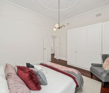 Renovated Classic Character - Photo 2