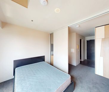 Fully Furnished Carlton Living – Move Straight In - Photo 5