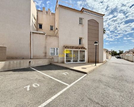 2 BEDROOM SEMI-DETACHED HOUSE - TORREVIEJA - Photo 3