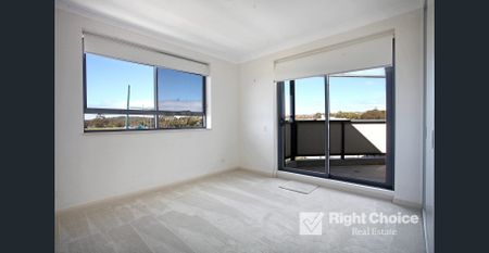 Town Centre Unit in Secure Complex - Photo 2