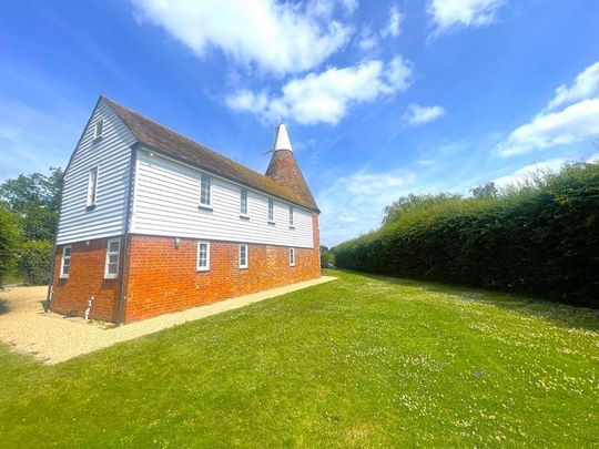 4 bedroom detached house to rent - Photo 1