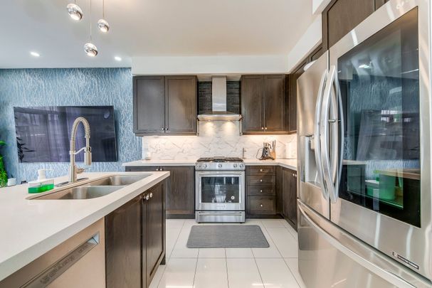 For Lease - 3130 Goodyear Road, Burlington, Ontario - Photo 1