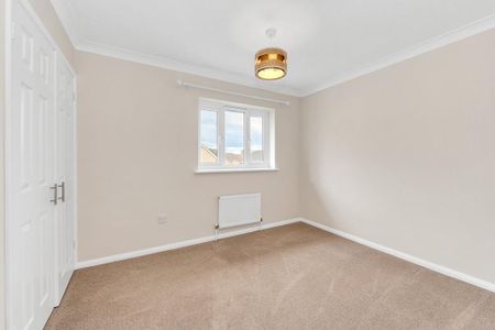 2 bedroom terraced house to rent - Photo 4