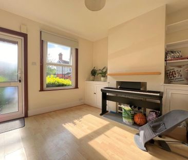 2 bedroom terraced house to rent - Photo 4