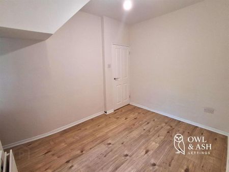 13 London Road, Belfast, BT6 8EY - Photo 4
