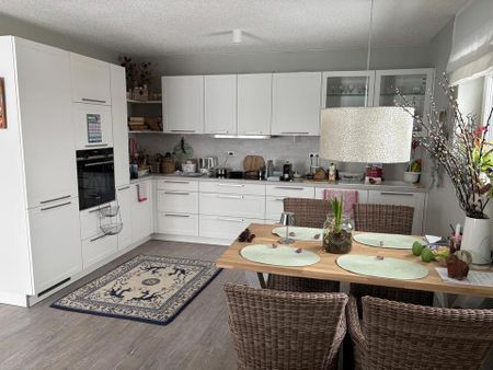 Top-Lage! 2-Zi.-Penthouse-Wohnung, Dachterrasse, Autoaufzug uvm - Foto 5