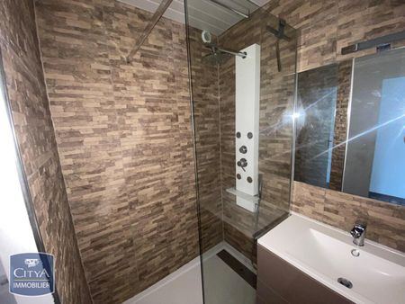 Location Appartement 2 pièces 35m² AGEN 47000 - Photo 3