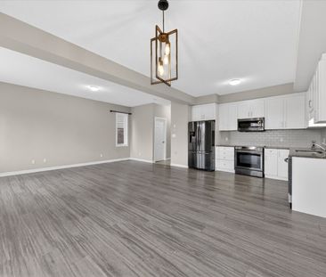 For Lease - 445 Avens Street, Waterloo, Ontario - Photo 2
