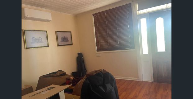 Neatly presented 1 bedroom home in the heart of Sorell - Photo 1