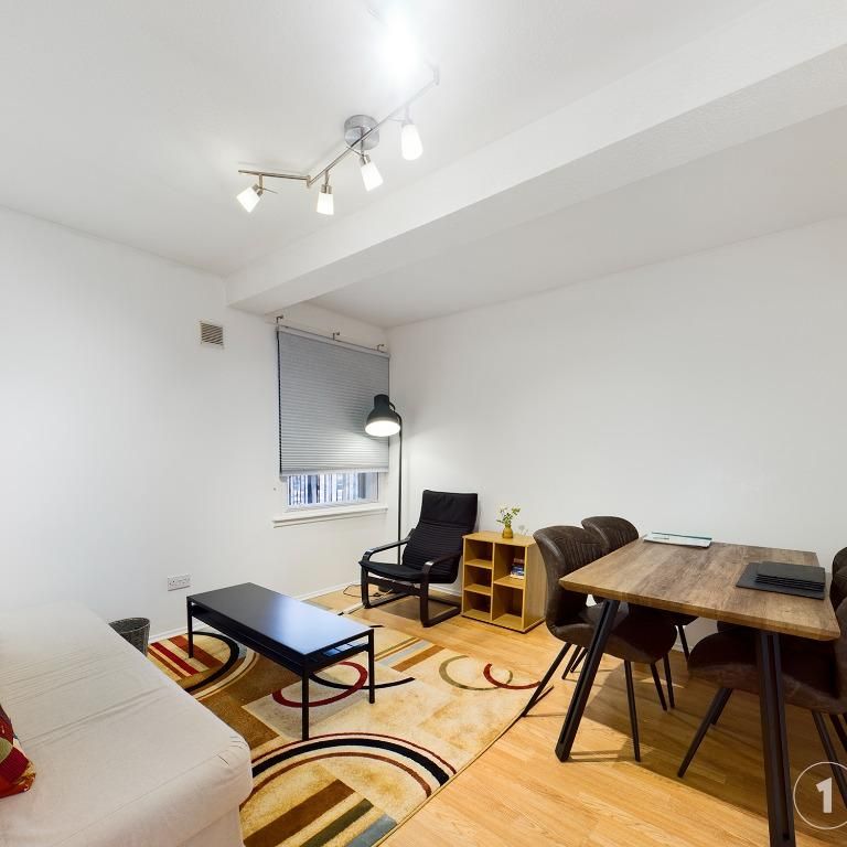 1 bedroom flat to rent - Photo 1