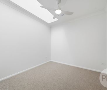 2/160 Muttama Parade, Gobbagombalin NSW 2650 - Photo 1