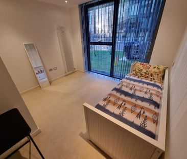 2 bedroom flat to rent - Photo 5