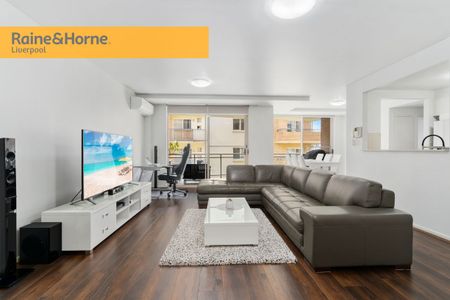 Style, Space and Comfort - Photo 2