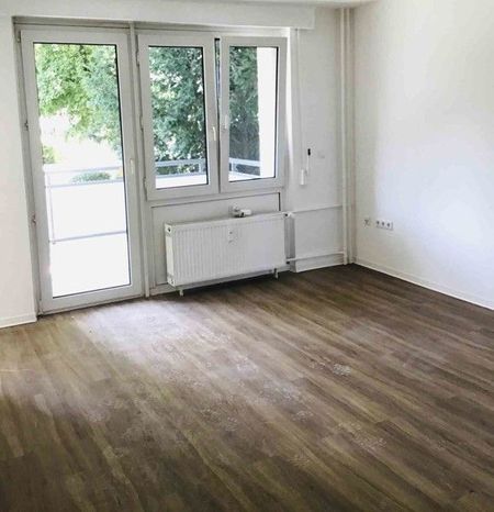 Umzug gefällig? praktische 2-Zimmer-Wohnung - Foto 2