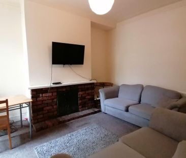 5 bedroom house to rent - Photo 1